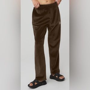 alo Yoga Brown Velvet Pant